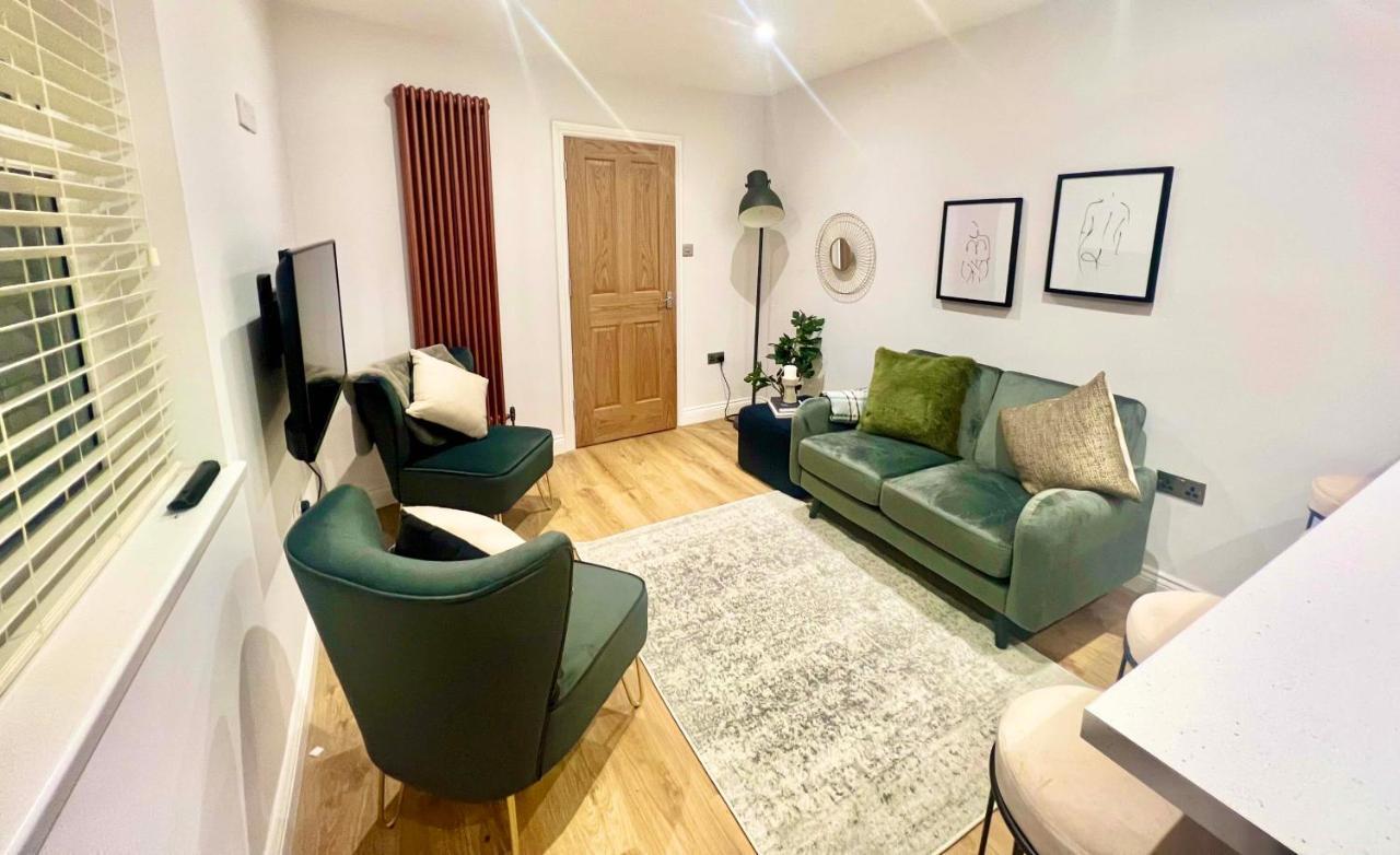 Gorgeous Newly Renovated 2 Double Bed Flat Daire Swansea Dış mekan fotoğraf