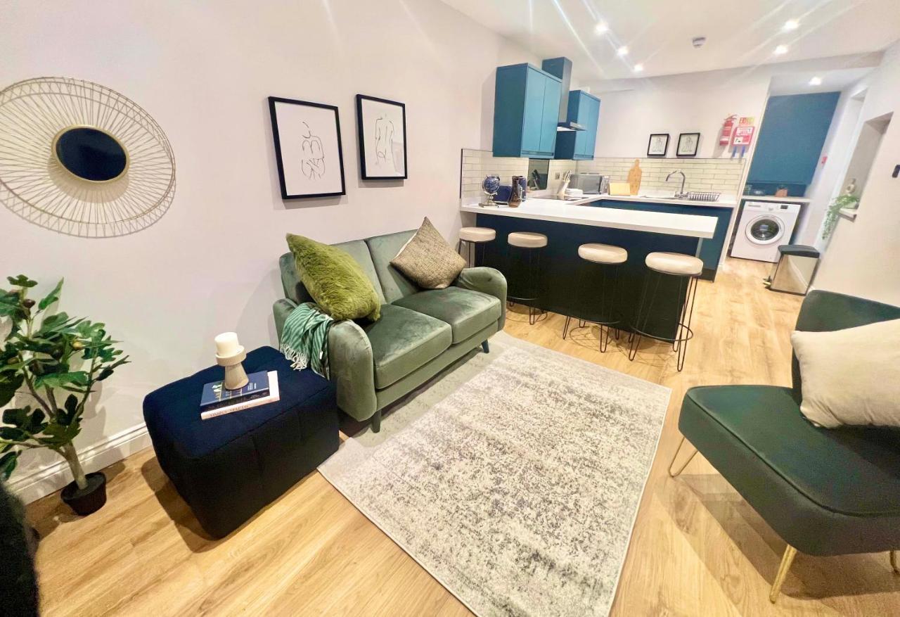 Gorgeous Newly Renovated 2 Double Bed Flat Daire Swansea Dış mekan fotoğraf