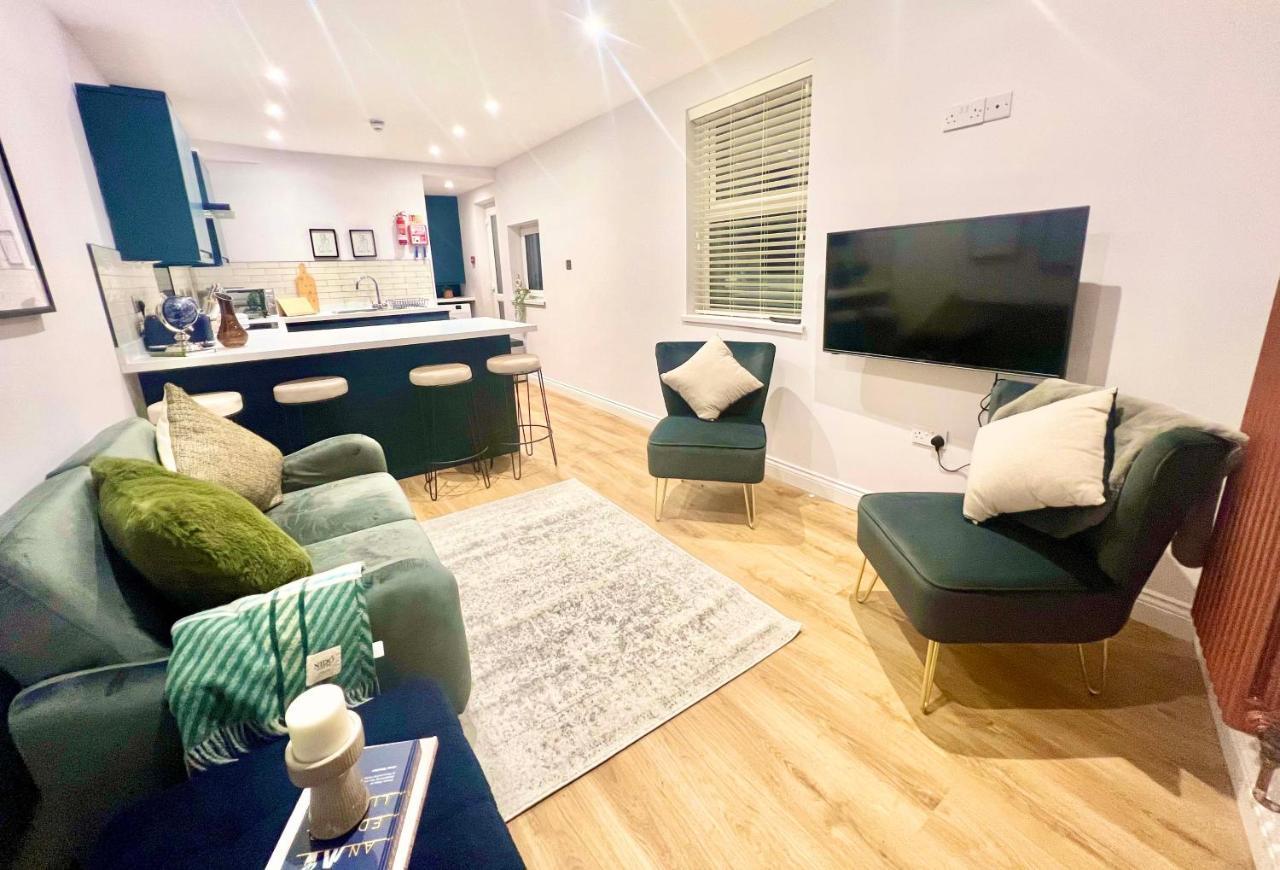 Gorgeous Newly Renovated 2 Double Bed Flat Daire Swansea Dış mekan fotoğraf