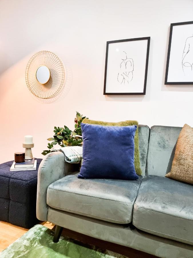Gorgeous Newly Renovated 2 Double Bed Flat Daire Swansea Dış mekan fotoğraf